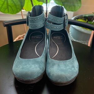 Dansko Lois Light Teal Suede Ankle Strap Shoes 37/7
